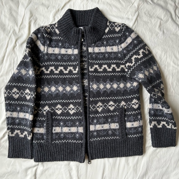 L.L. Bean Sweaters - ❌SOLD❌
L.L. Bean Charcoal and Cream Fair Isle Zip-Up Sweater 100% lambswool